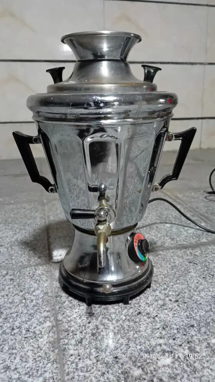 سماور برقی قدیمی|سماور، چای‌ساز، قهوه‌ساز|تهران, پرستار|دیوار