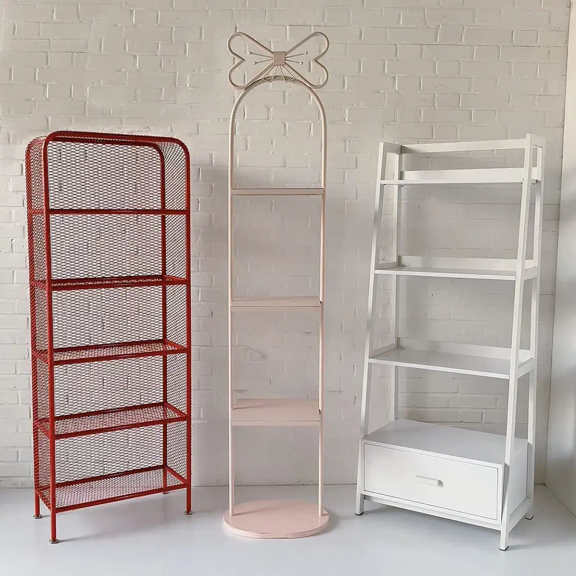 تولید کننده انواع محصولات فلزی دکوری (تک و عمده)|کتابخانه، شلف، قفسههای دیواری|قیامدشت - خاورشهر, |دیوار