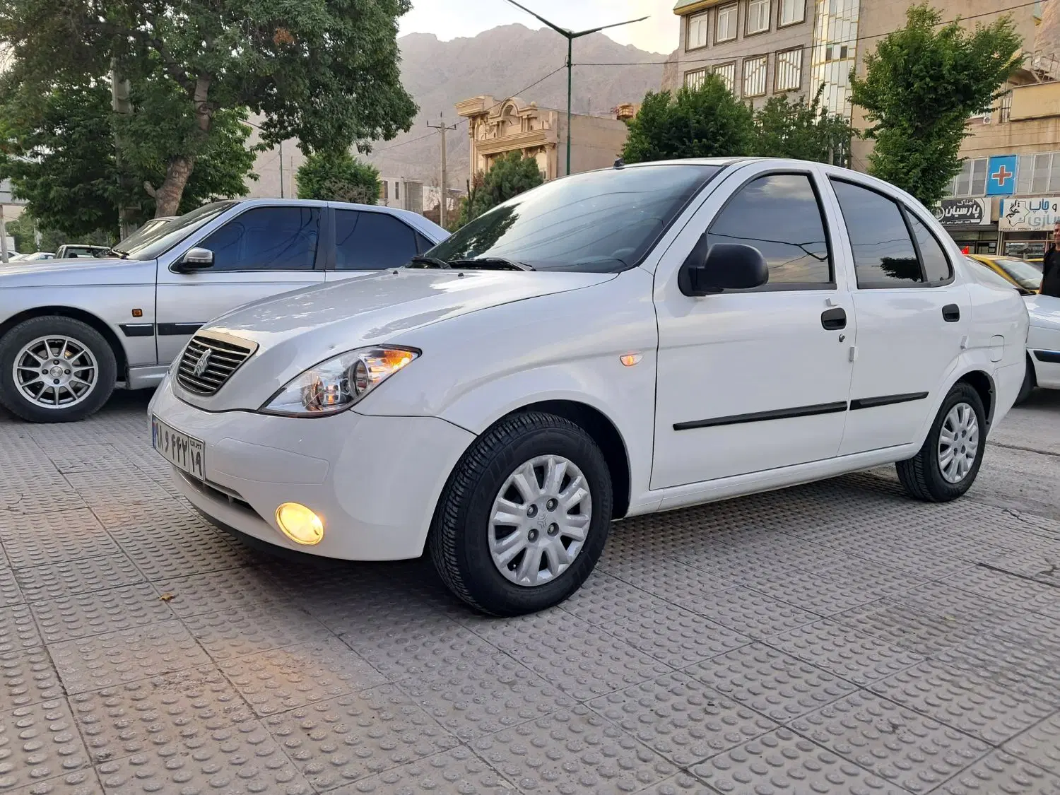 تیبا|خودرو سواری و وانت|کرمانشاه, |دیوار