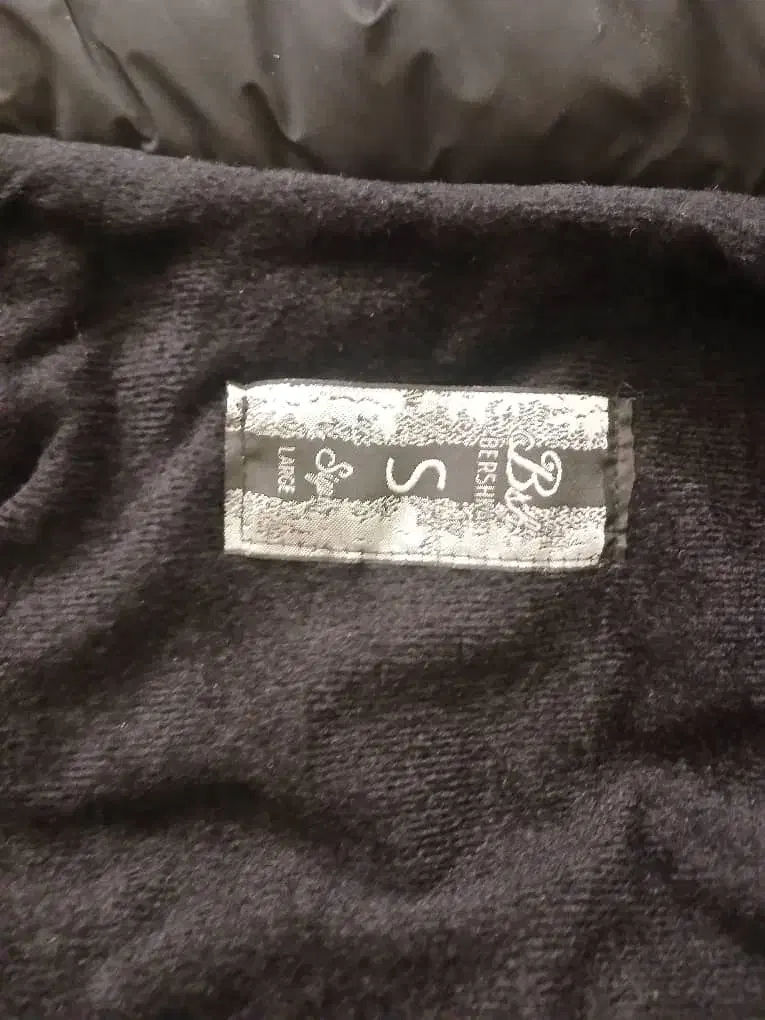 کاپشن نوی نو|لباس|رشت, باهنر|دیوار