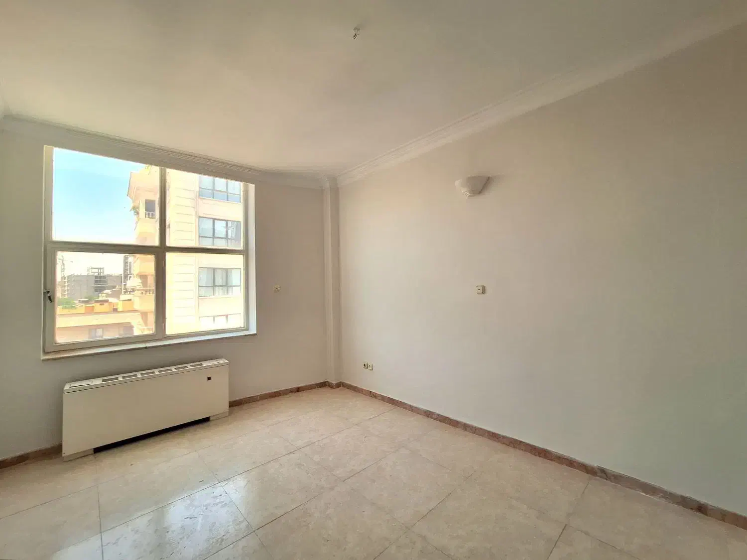 130متر  زعـفـرانـیــه 2خواب ( تاپ لوکیشن)