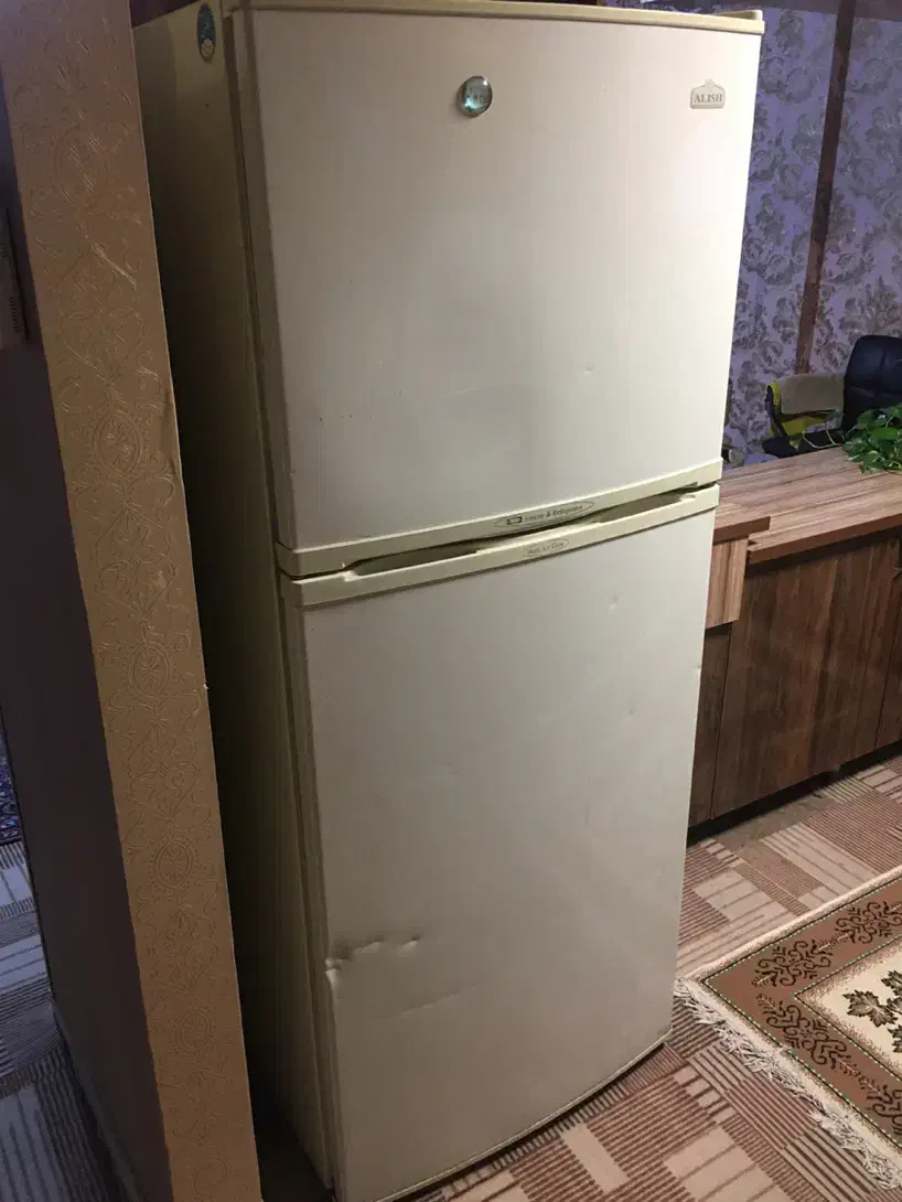 یخچال ژاپنی اصل|یخچال و فریزر|گلبهار, شهر جدید گلبهار|دیوار