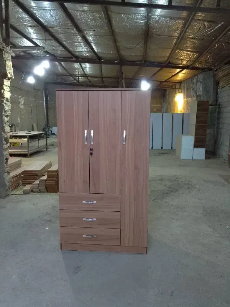 کمد سه درب سه کشو|جاکفشی، کمد، دراور|تهران, شهرک ولیعصر شمالی|دیوار