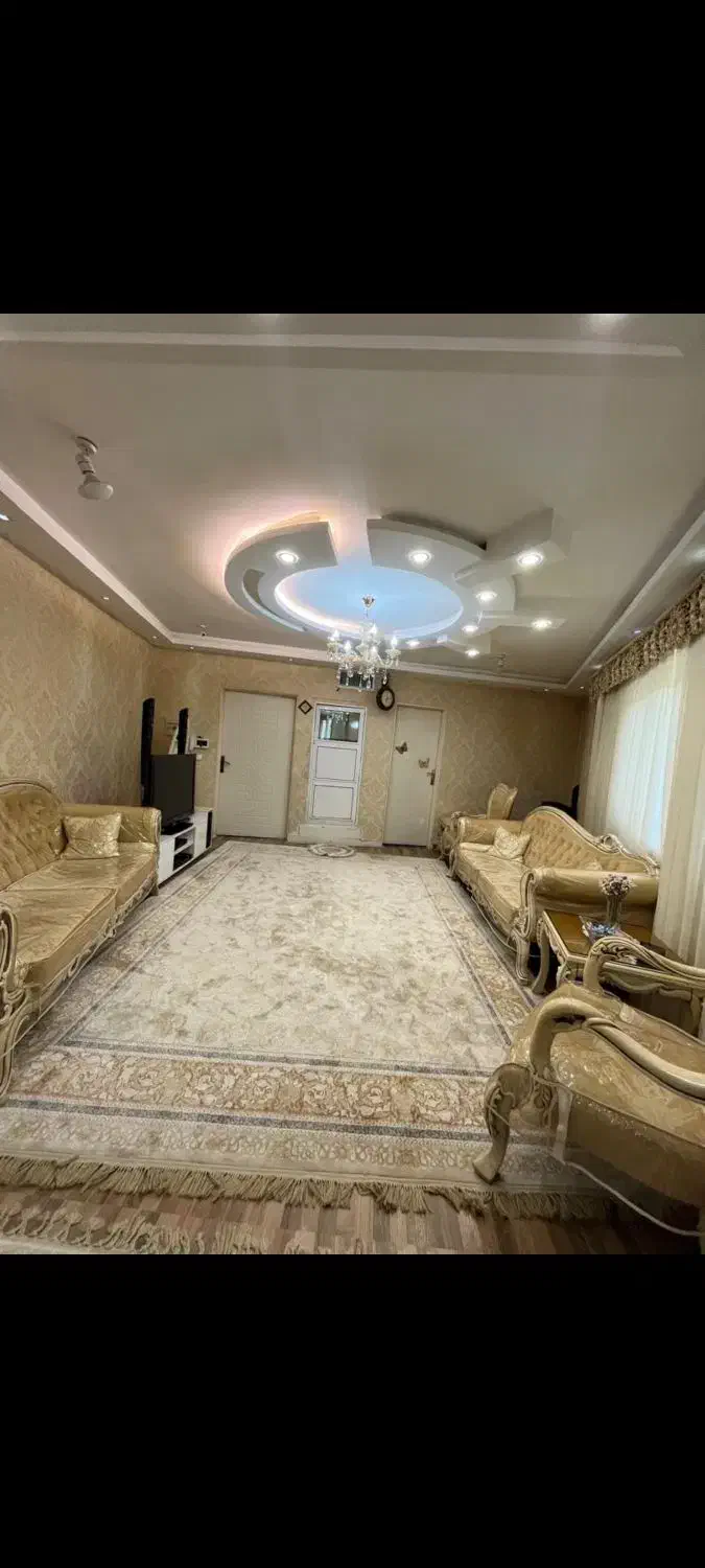 واحد شخصی ساز ۷۳ متری طبقه دوم|اجارهٔ آپارتمان|ایلام, |دیوار