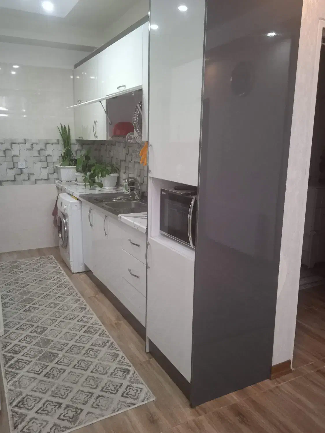 آپارتمان ۸۵ متری خوش نقشه قیمت مناسب۳ سال ساخت|فروش آپارتمان|فردیس, شهرک هفده شهریور|دیوار