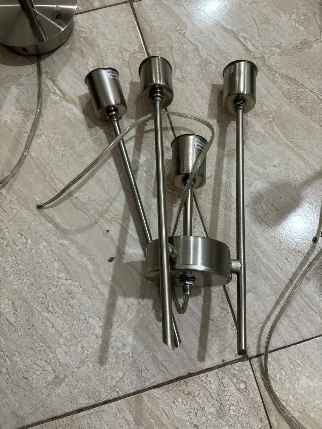 لوستر ۴ شاخه|لوستر و چراغ آویز|تهران, منیریه|دیوار