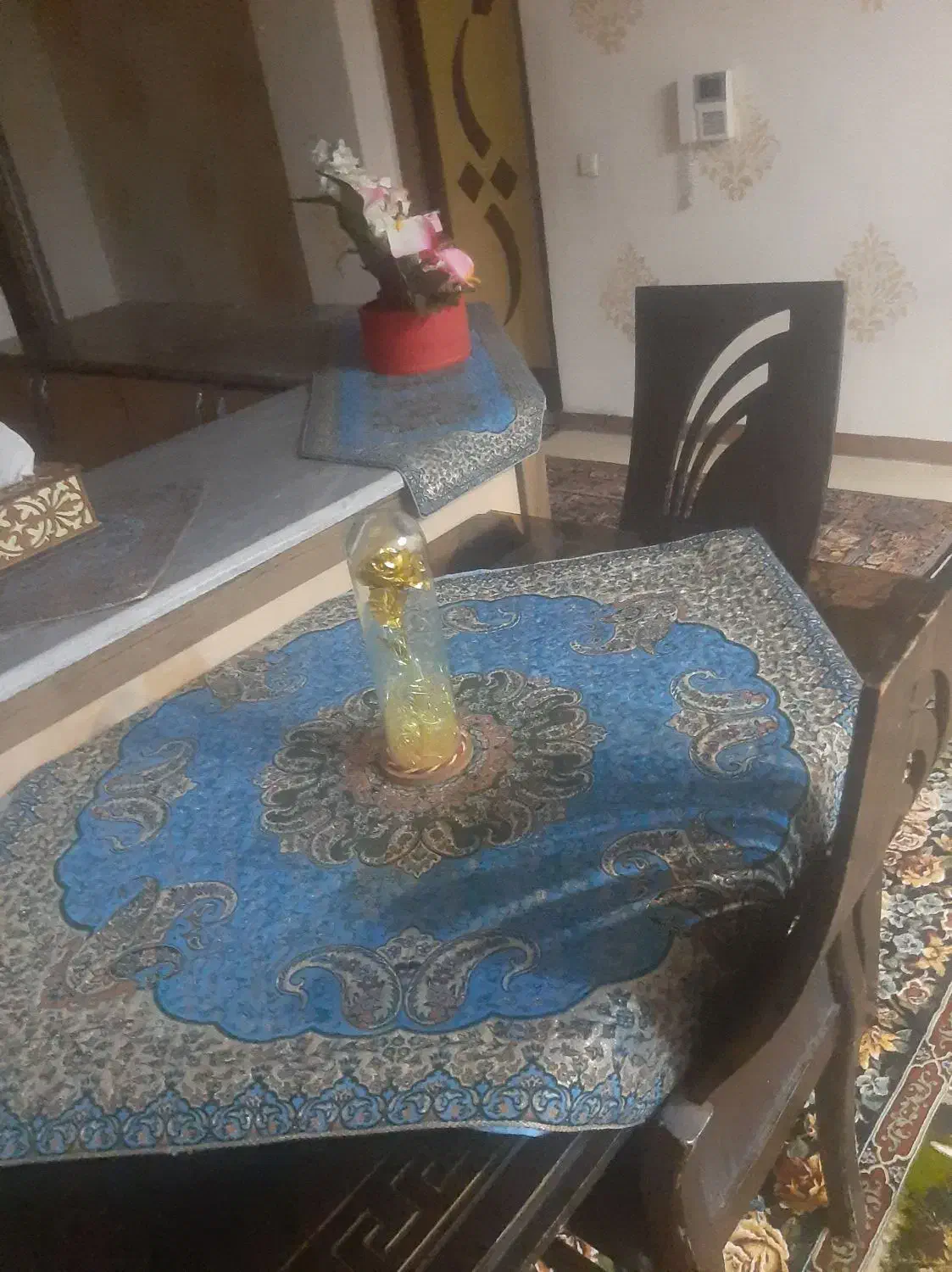 میزارایش ومیزناهارخوری ودوتا کشو همه باهم یک ملیون|میز و صندلی غذاخوری|لردگان, |دیوار