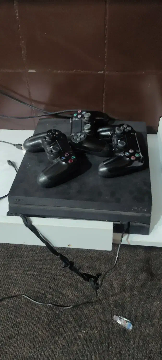 دستگاهpes4پرو|کنسول، بازی ویدئویی و آنلاین|چرام, |دیوار