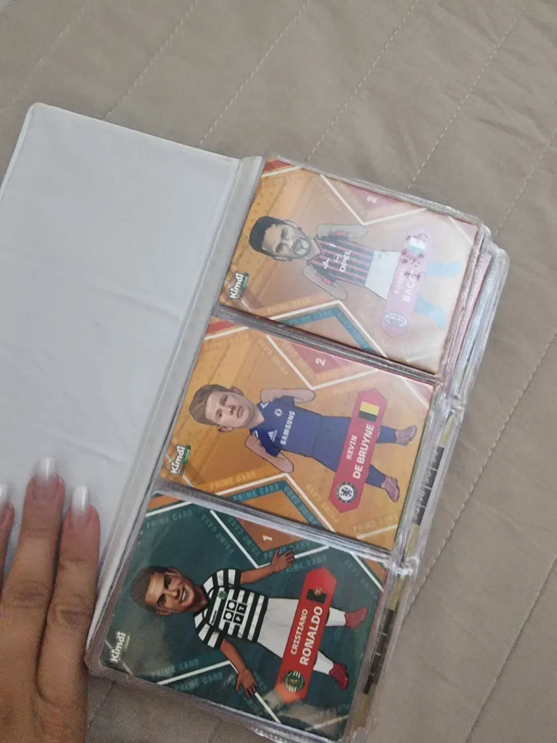 آلبوم کیمدی حاوی ۱۴۴ کیمدی|اسباببازی|کیش, |دیوار