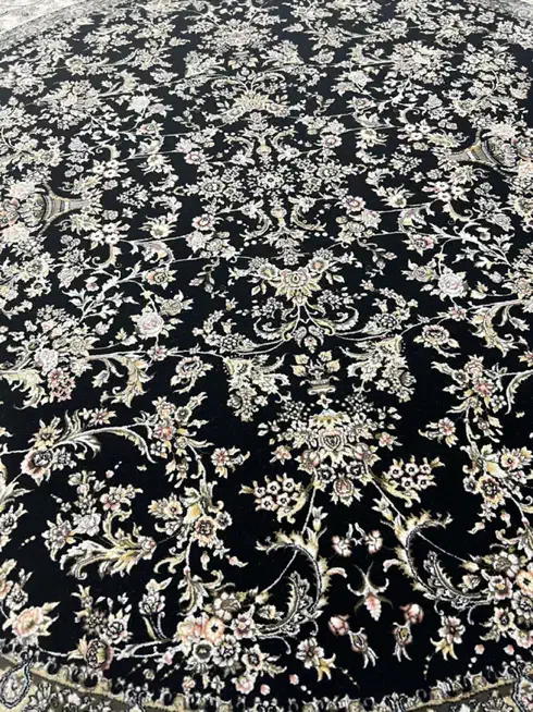 قالیچه گرد ۱۲۰۰ شانه ۴متری ( ۲ متر در ۲ متر)|فرش|شیراز, طلاب|دیوار