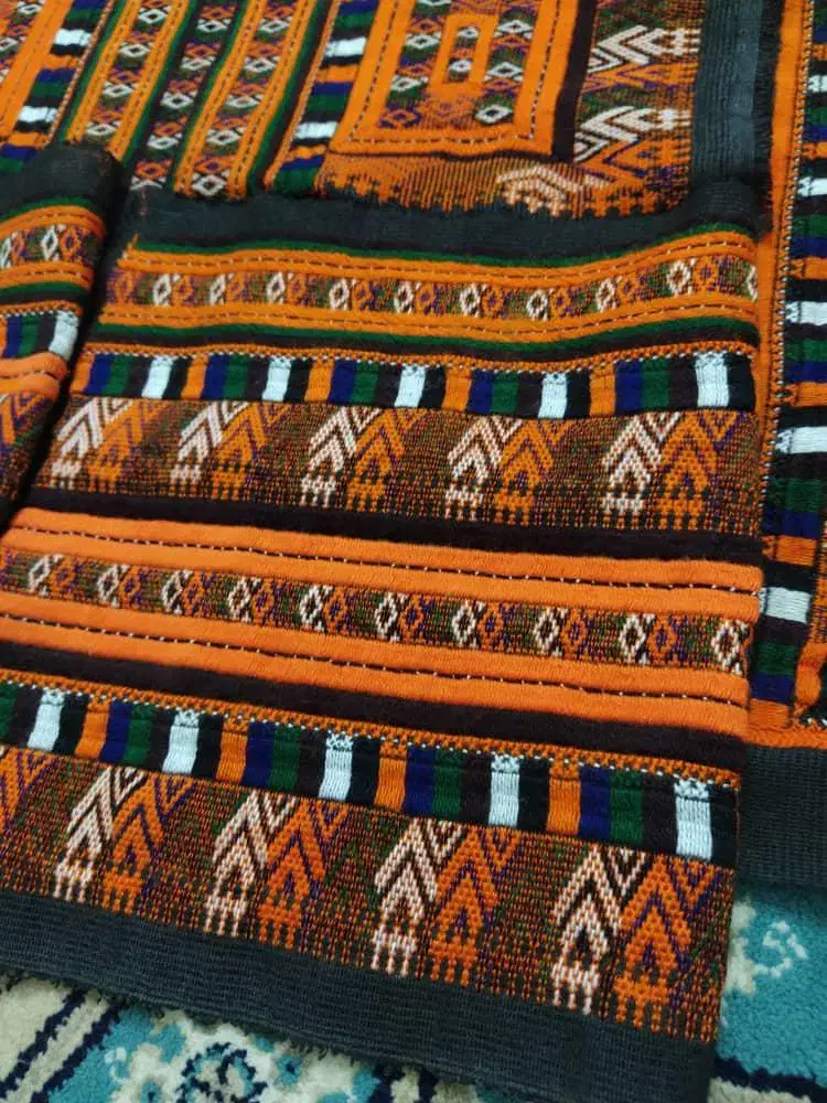 ذزاننپدا|فرش|تهران, بلورسازی|دیوار