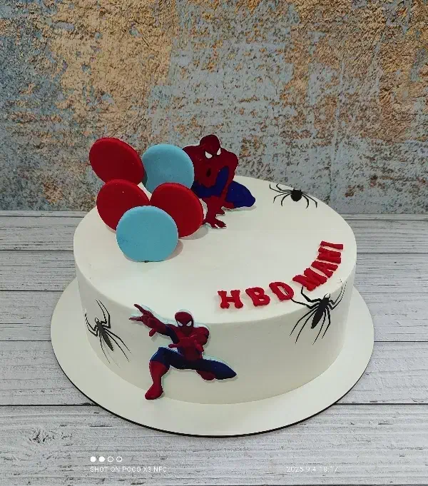 کیک خامه ای|خوردنی و آشامیدنی|اشترینان, |دیوار