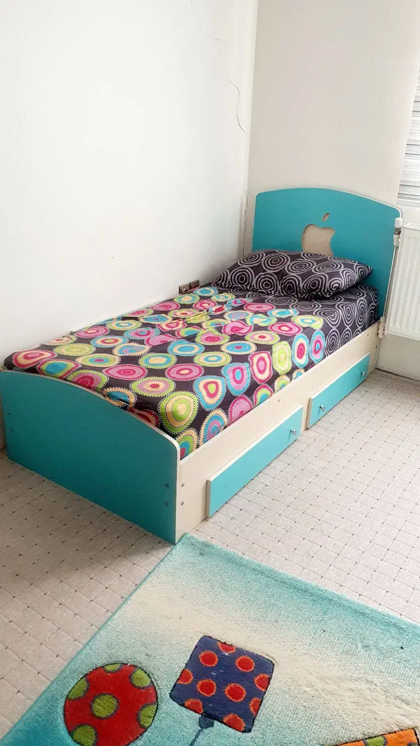 سرویس خواب کودک و نو جوان با محافظ قابل باز کردن|تخت و سرویس خواب|شیراز, قدوسی غربی|دیوار