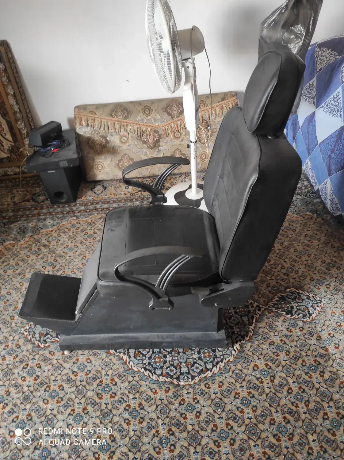 صندلی اصلاح|آرایشگاه و سالن‌های زیبایی|قرچک, حسنک|دیوار