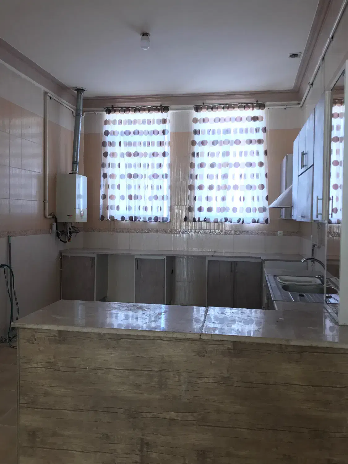 اجاره منزل بسیار تمیز|اجارهٔ آپارتمان|رفسنجان, |دیوار