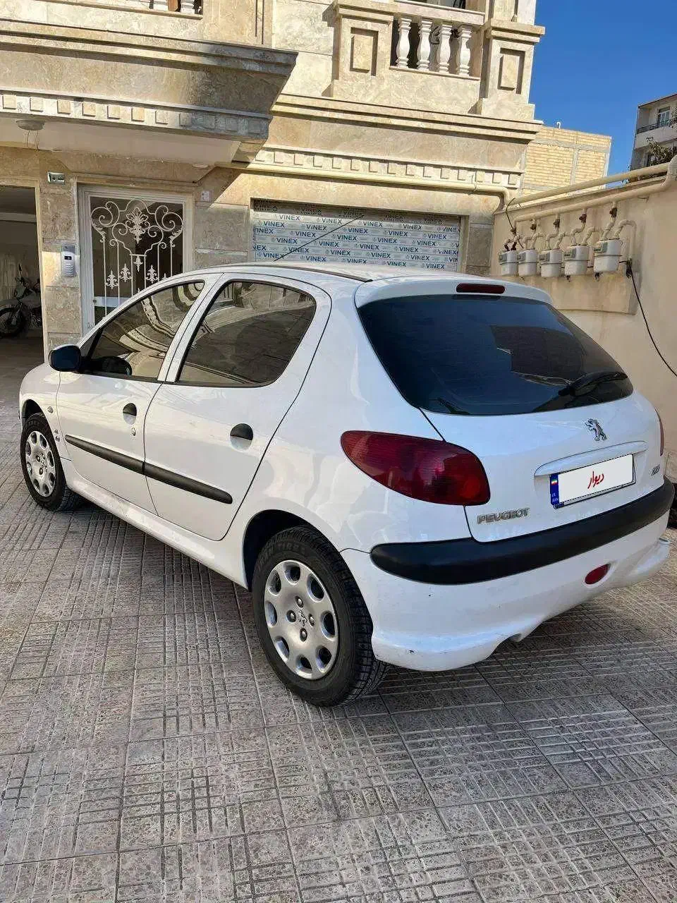 ۲۰۶ تیپ ۲|خودرو سواری و وانت|اندیشه, اندیشه فاز ۶|دیوار