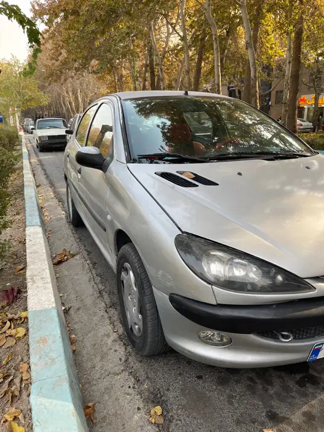 پژو ۲۰۶ مدل ۸۲|خودرو سواری و وانت|اصفهان, ملکشهر|دیوار