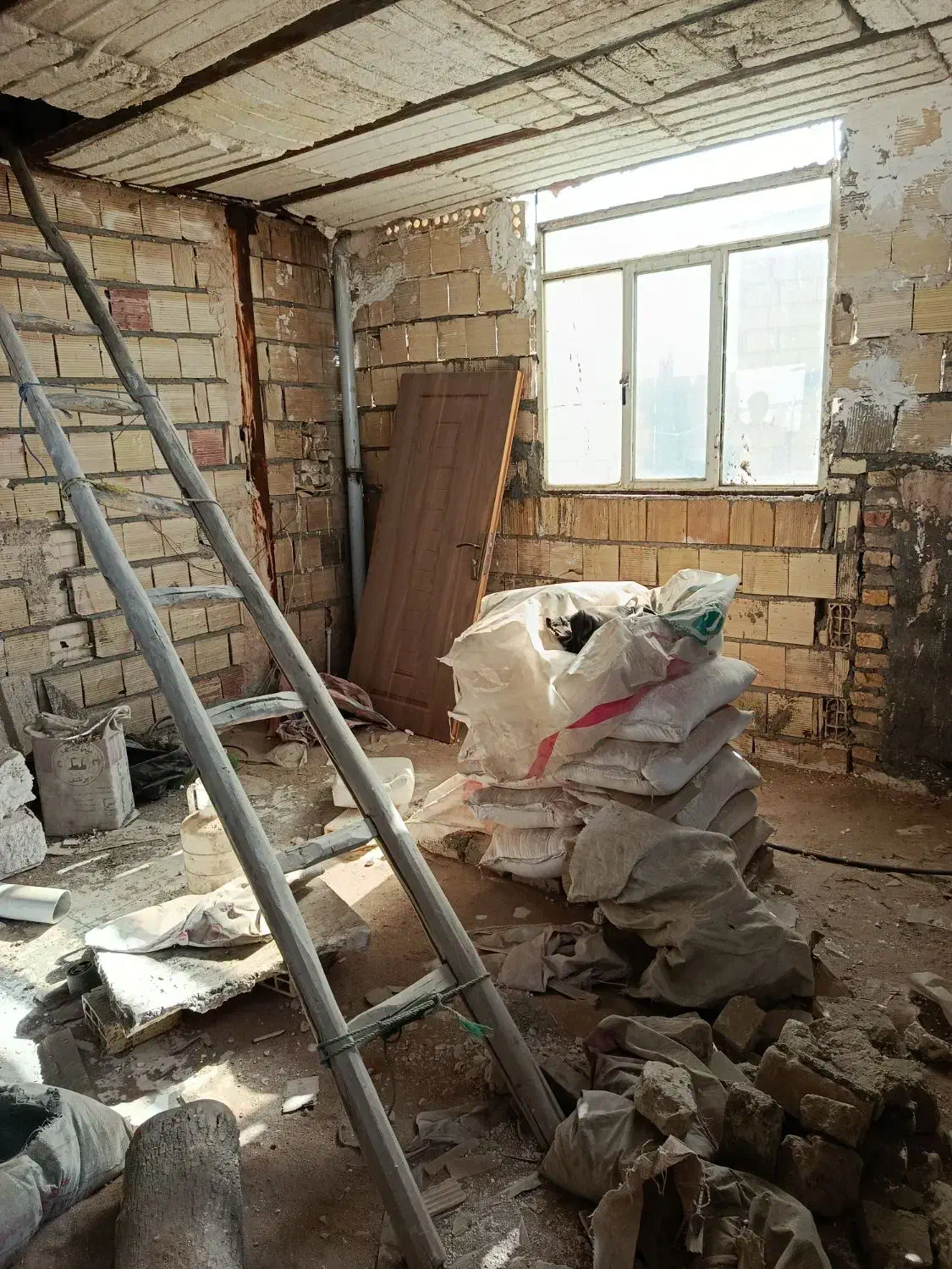 فروش اپارتمان60متری نیمه ساز ط دوم روهمکف در کشف|فروش آپارتمان|مشهد, کشف|دیوار