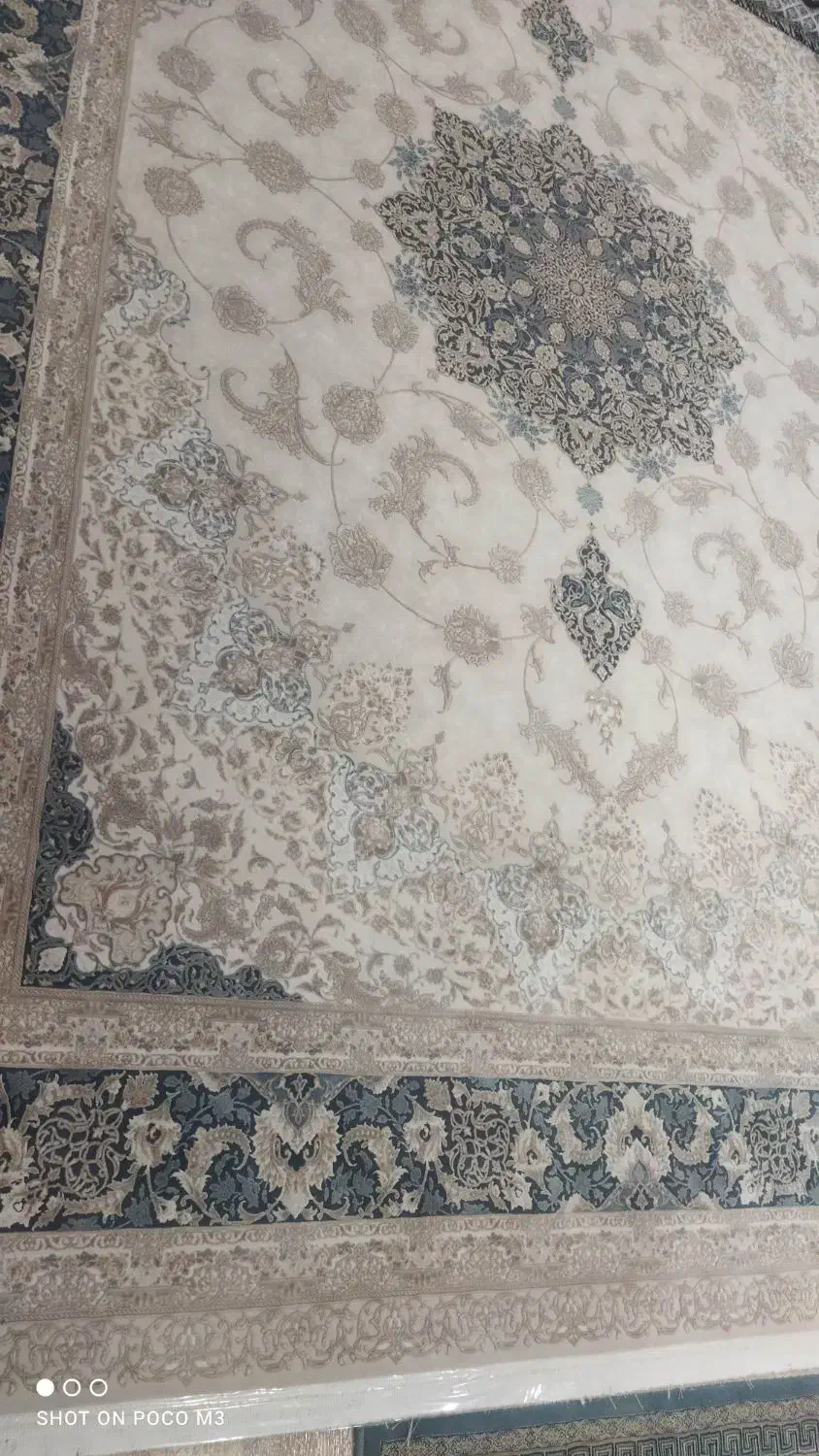 فرش ۹متری|فرش|شیراز, شاه قلی بیگی|دیوار