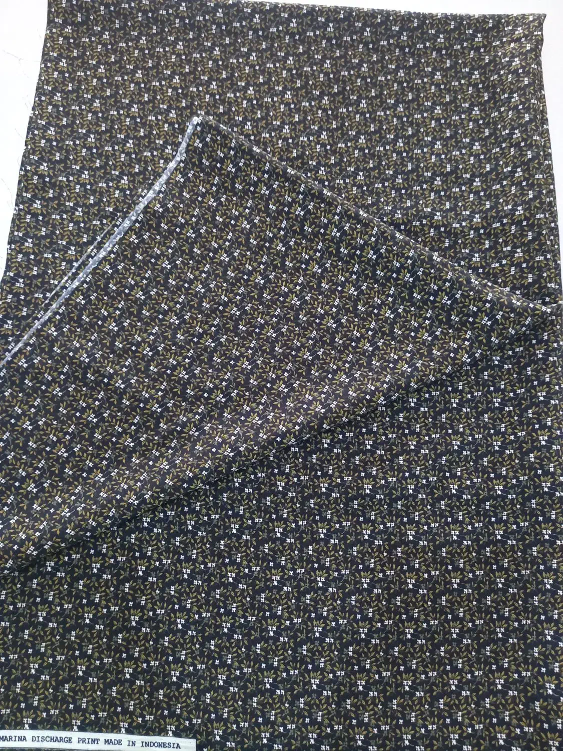 پارچه کدری خارجی|لباس|لنجان, |دیوار