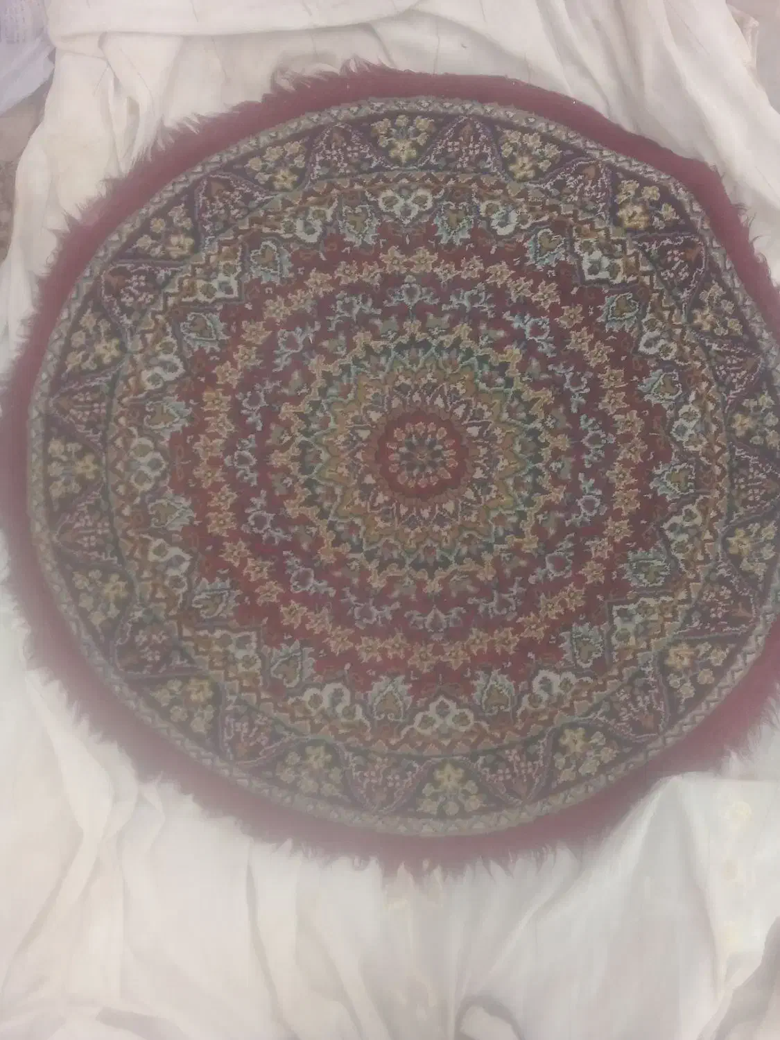 قالیچه گرد وپادری|پادری|هشتگرد, شهرک بعثت|دیوار