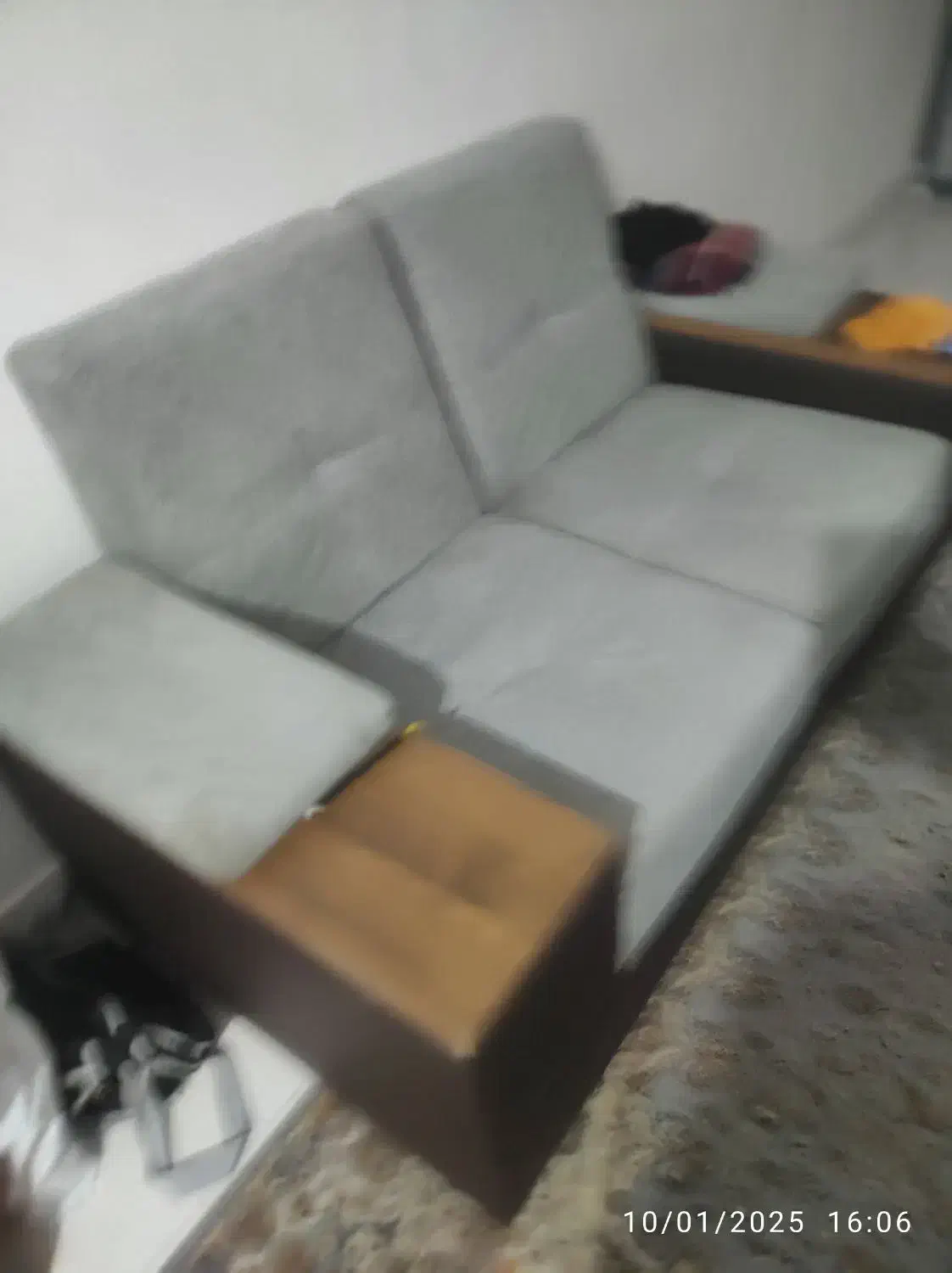 مبل ال تختخواب شو هشت نفره|مبلمان خانگی و میز عسلی|رشت, آب و برق|دیوار