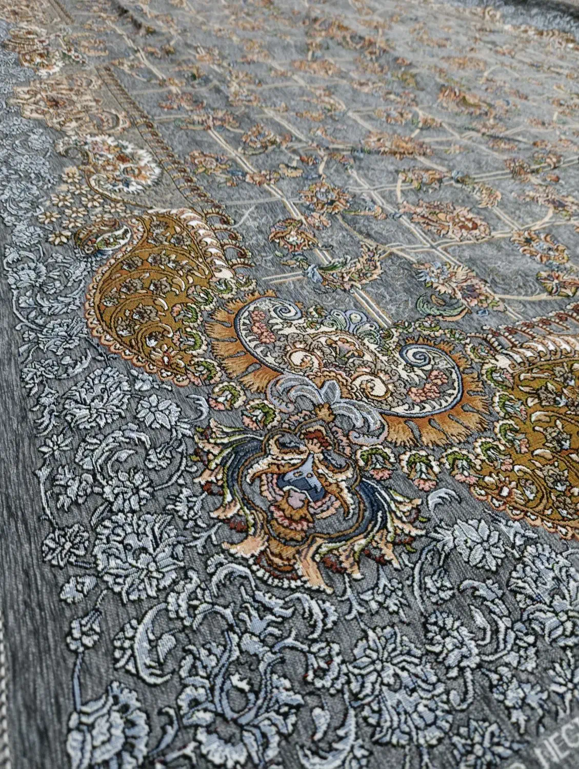 رو فرشی در ابعاد مختلف ابریشم|روفرشی|یزد, |دیوار