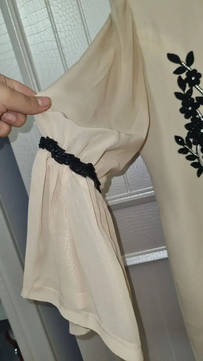 مانتو کرپ مجلسی|لباس|کاشان, دانش|دیوار