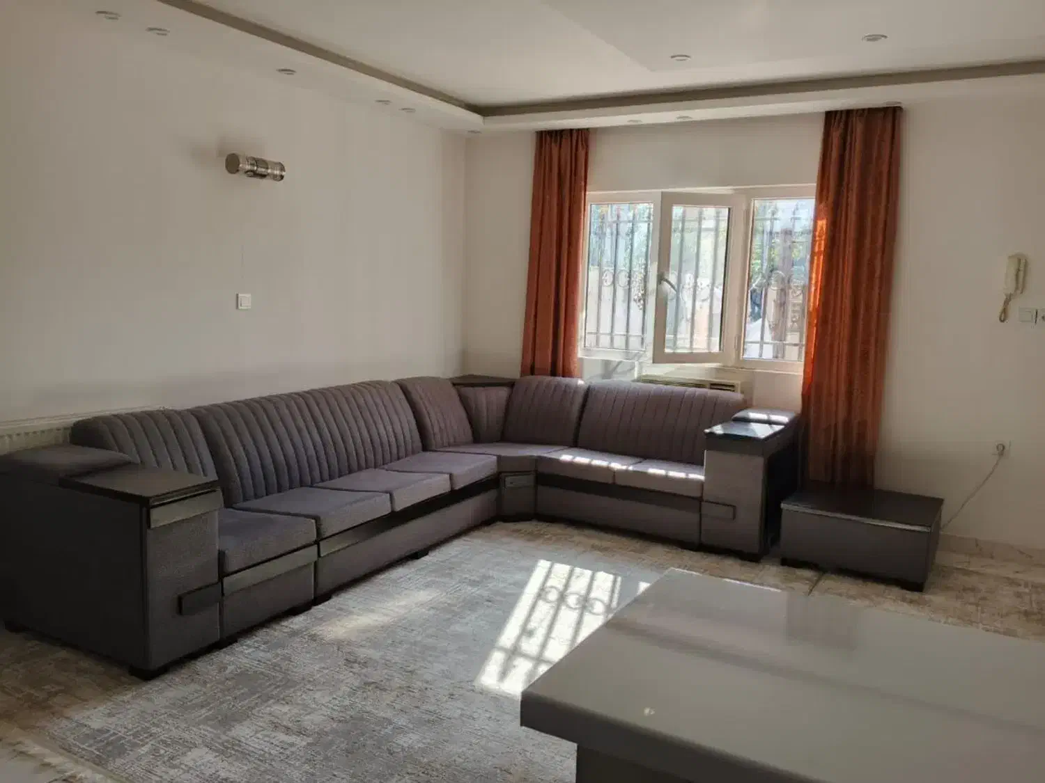 مبل ال|مبلمان خانگی و میز عسلی|دلند, |دیوار