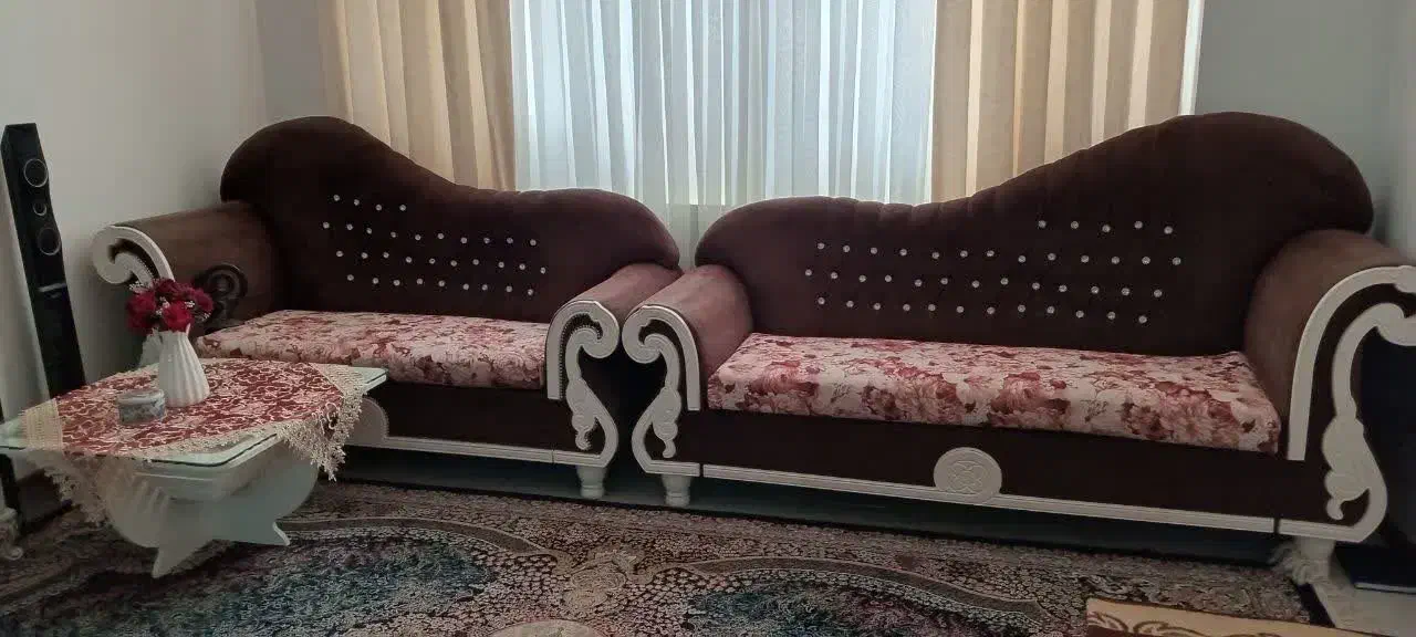 مبل ۷ نفره|مبلمان خانگی و میز عسلی|شاهین‌شهر, مسکن مهر|دیوار