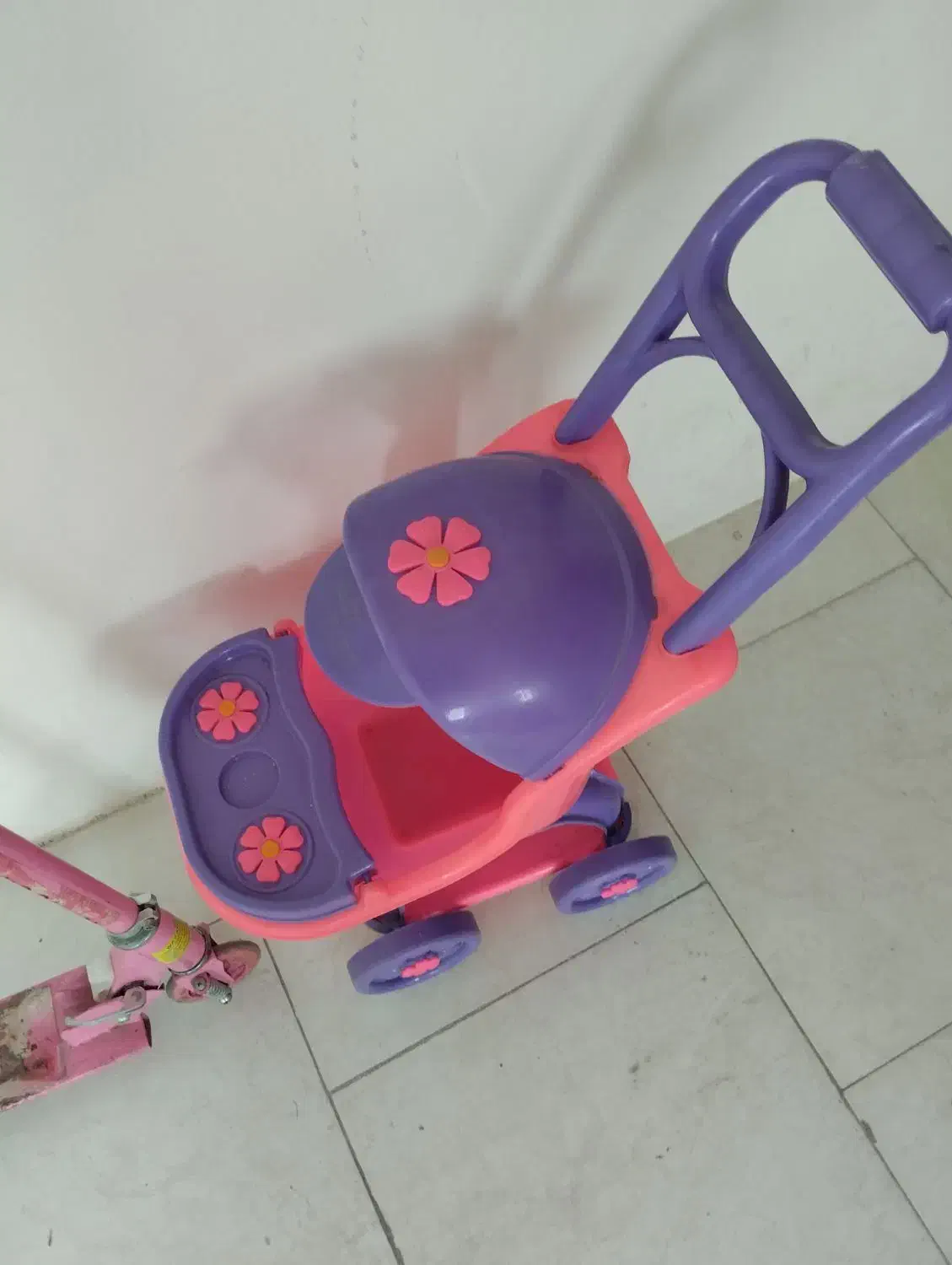 اسباب بازی|اسباببازی|پرند, فاز ۶|دیوار