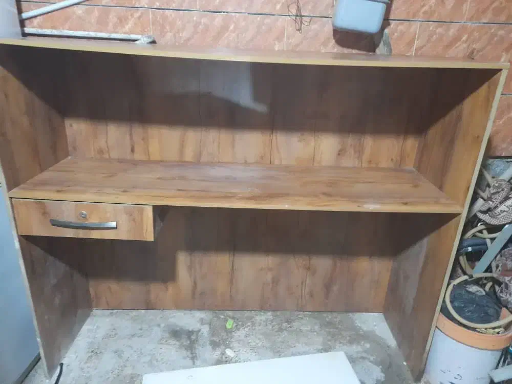 میز|میز تحریر و کامپیوتر|بندر ماهشهر, |دیوار