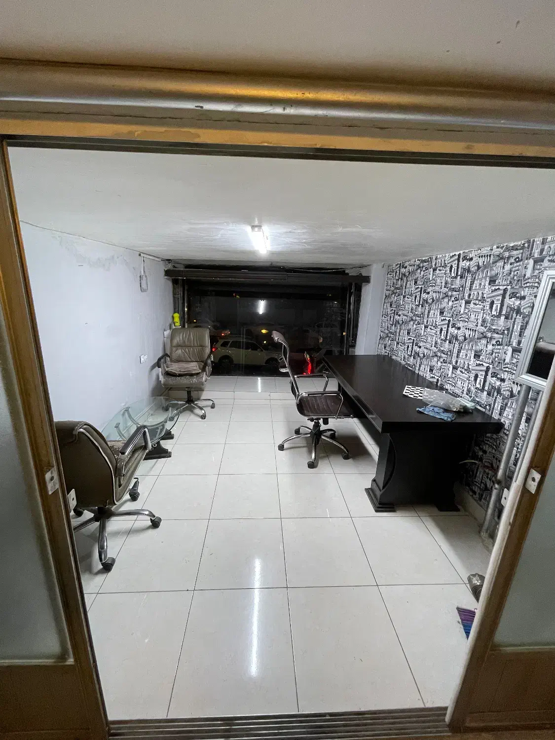 دفتر کوچیک ۱۲متر|اجارهٔ کوتاهمدت دفتر کار و فضای آموزشی|ارومیه, |دیوار