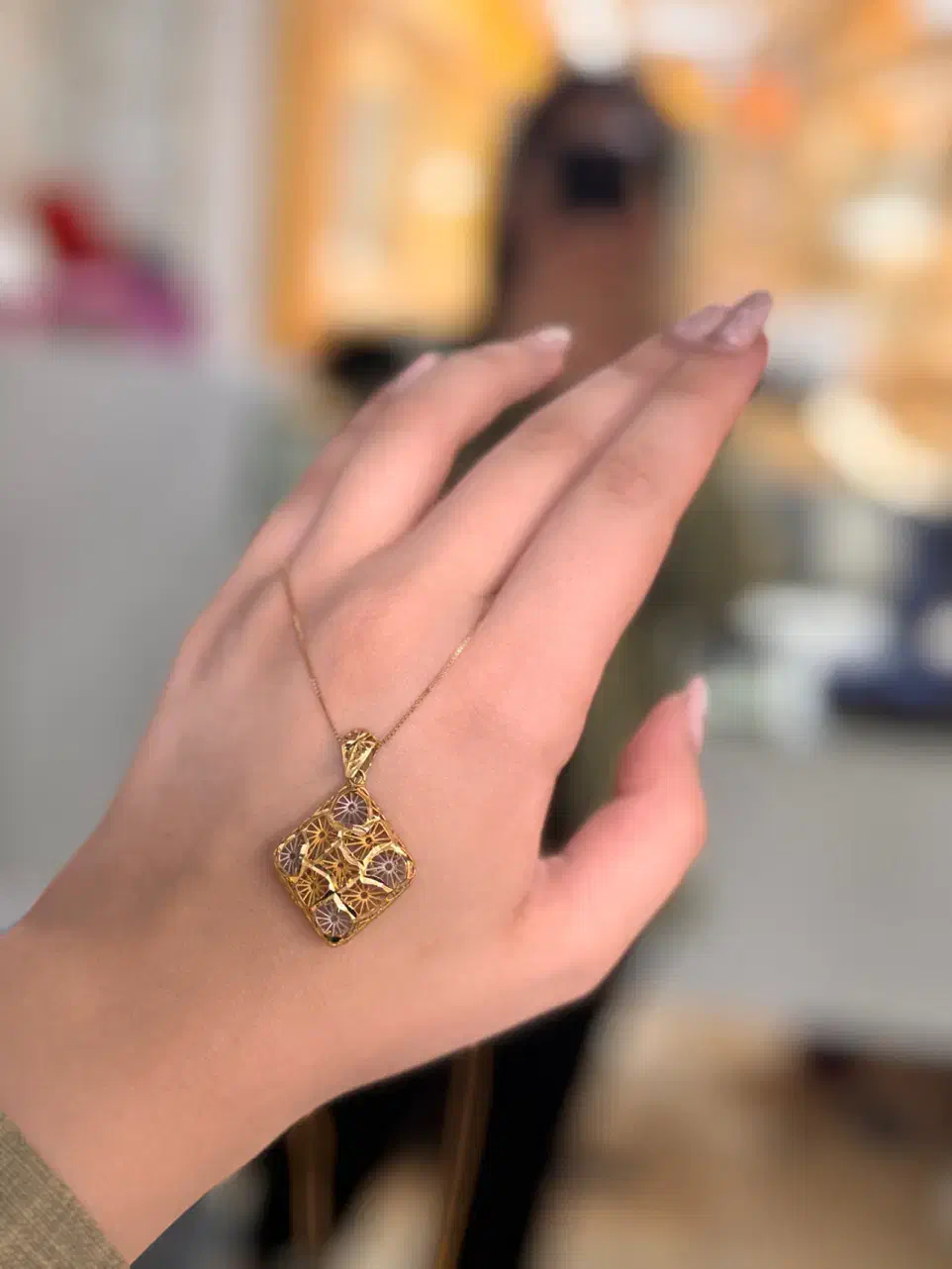 پلاک بدون اجرت|جواهرات|اندیشه, اندیشه فاز ۱|دیوار