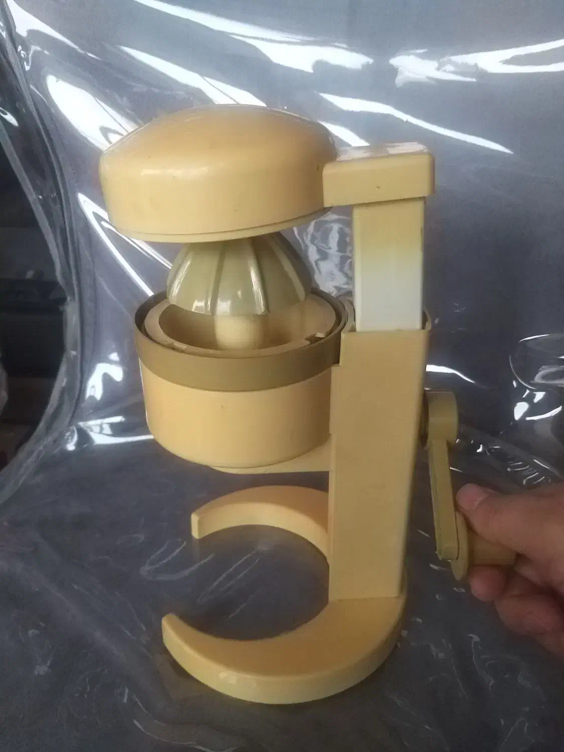 آبمیوه گیری دستی رایگان|آبمیوه‌گیر و آب‌مرکبات‌گیر|کرج, عظیمیه|دیوار