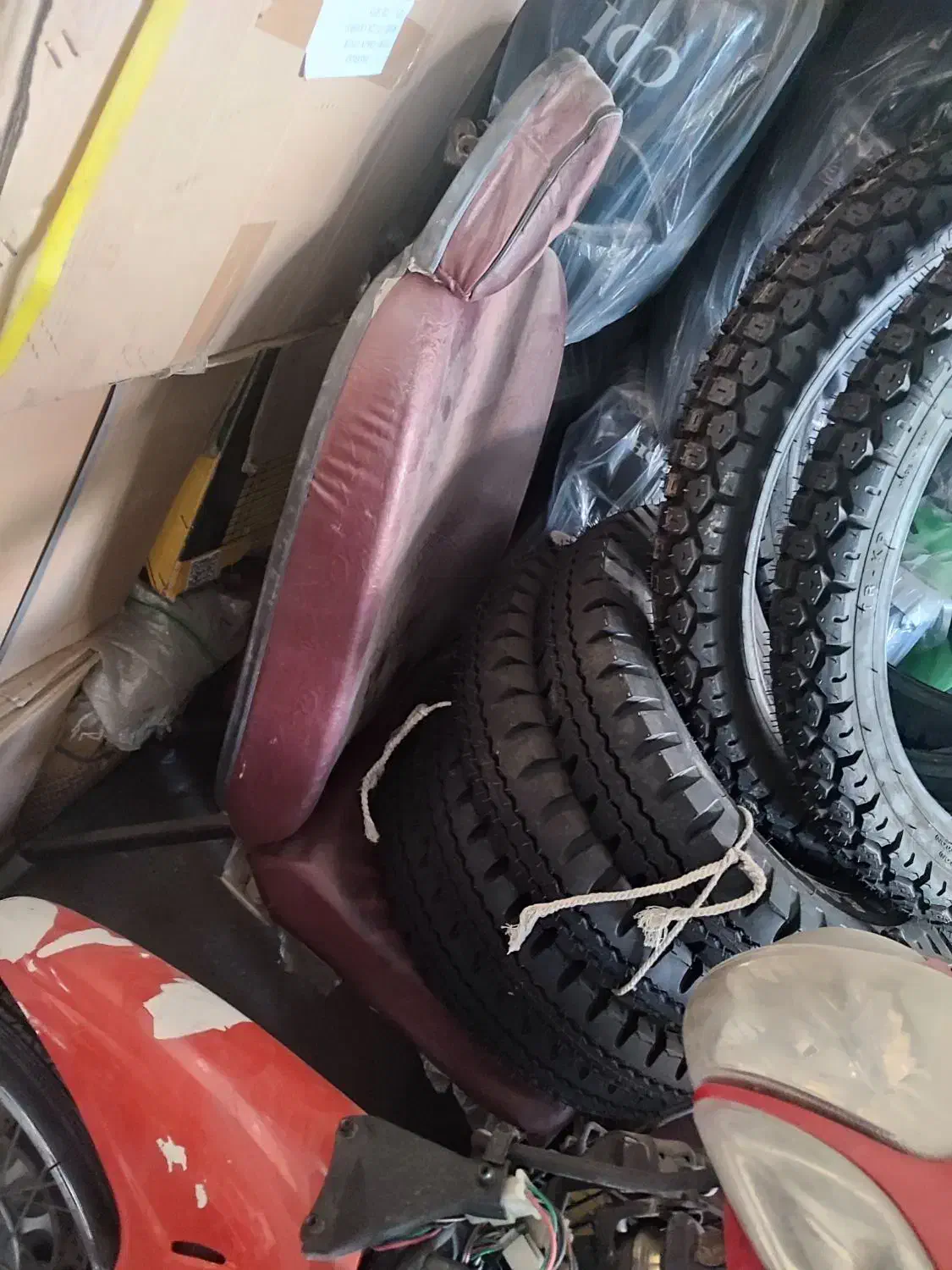 وسایل اریشگری میز صندلی اریشگری|آرایشگاه و سالنهای زیبایی|میاندوآب, |دیوار