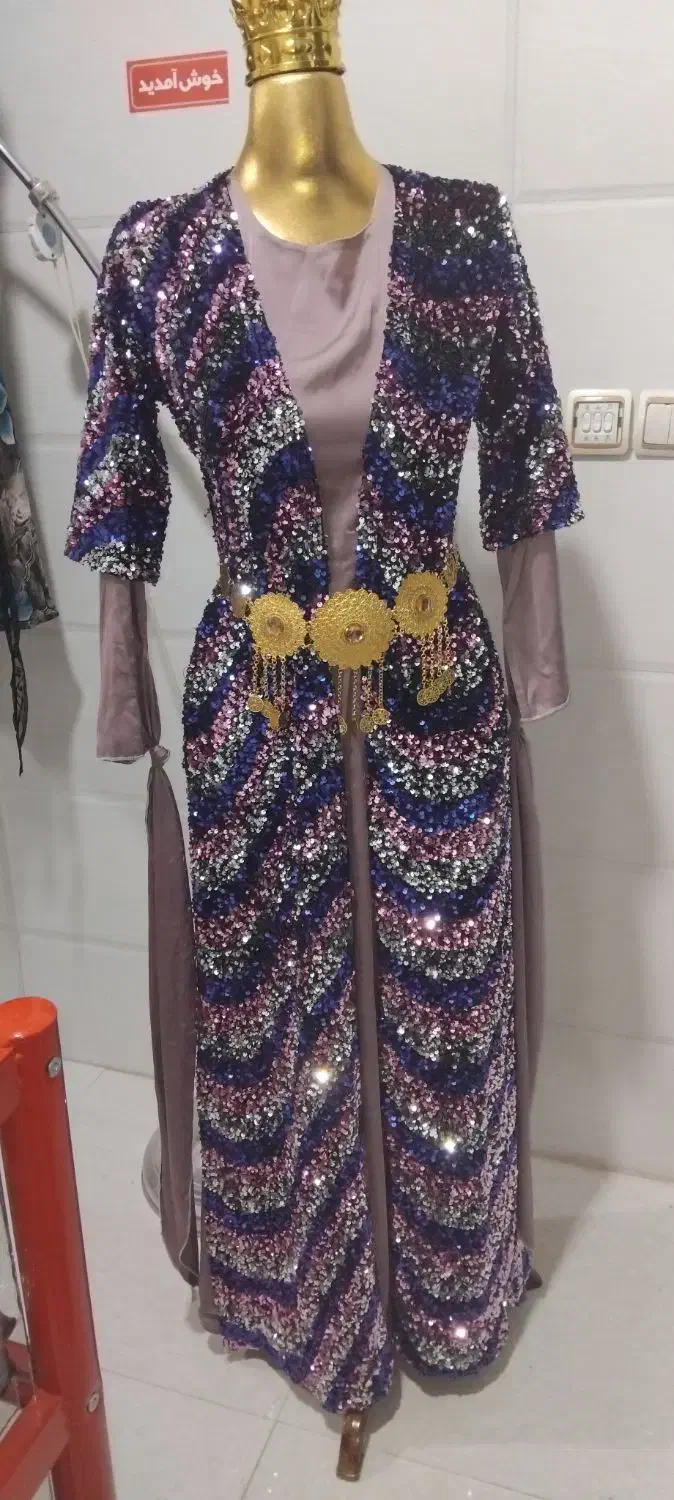 تعدادی لباس کردی و فارسی|لباس|کرمانشاه, |دیوار