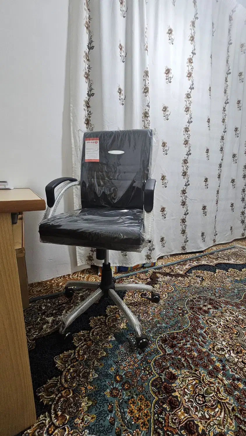 صندلی مدیریتی چرخدار|دفتر کار|کامیاران, |دیوار