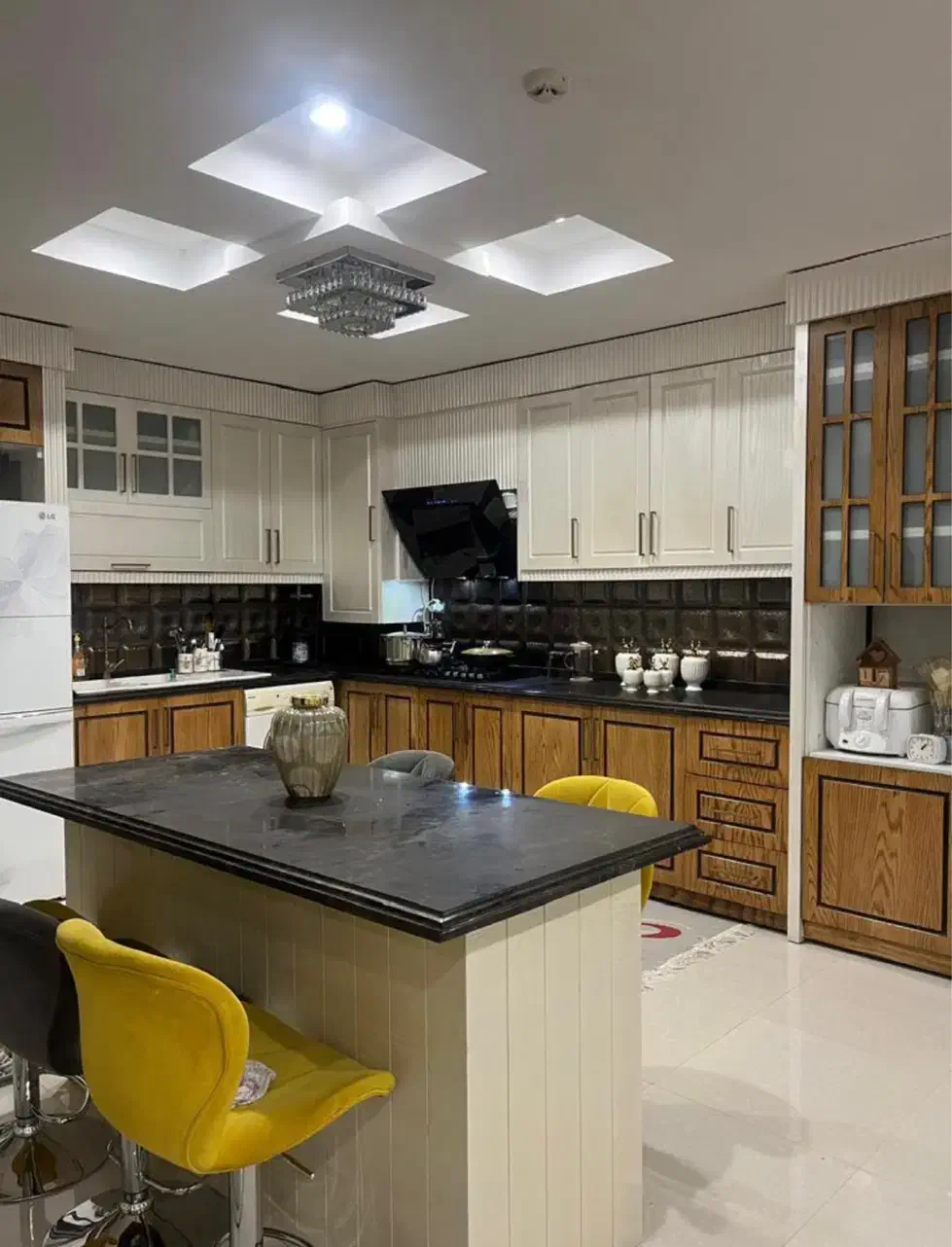 ۱۸۱ متری تک واحدی / فول/ نزدیک احمد آباد /معاوضه|فروش آپارتمان|مشهد, کوه سنگی|دیوار