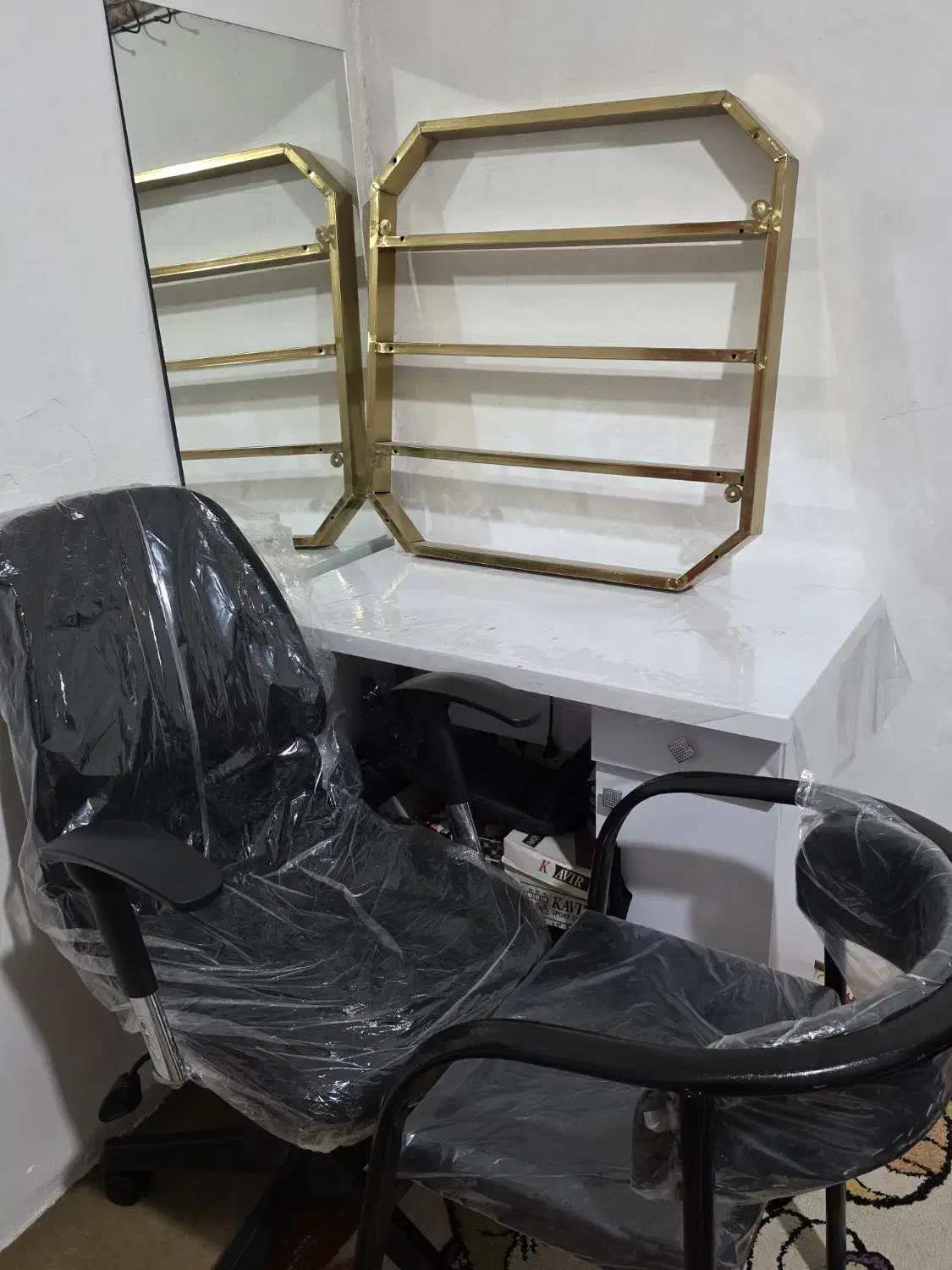 ناخن کار|آرایشگاه و سالنهای زیبایی|صائین قلعه, |دیوار