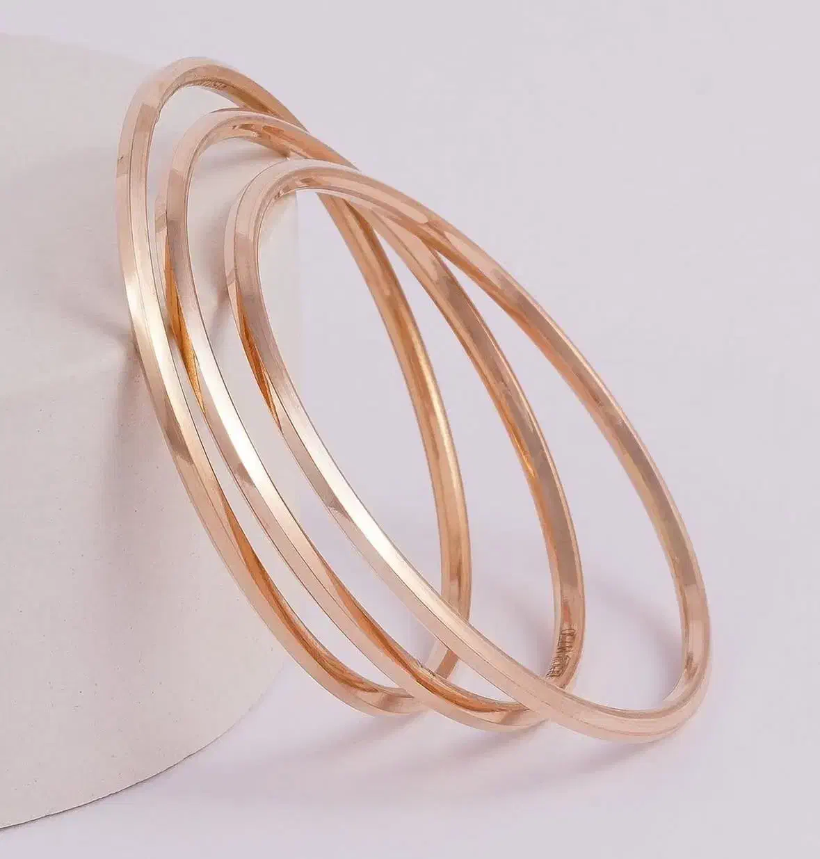 یک دستبند طلا گمشده|جواهرات|رشت, استقامت ۱|دیوار