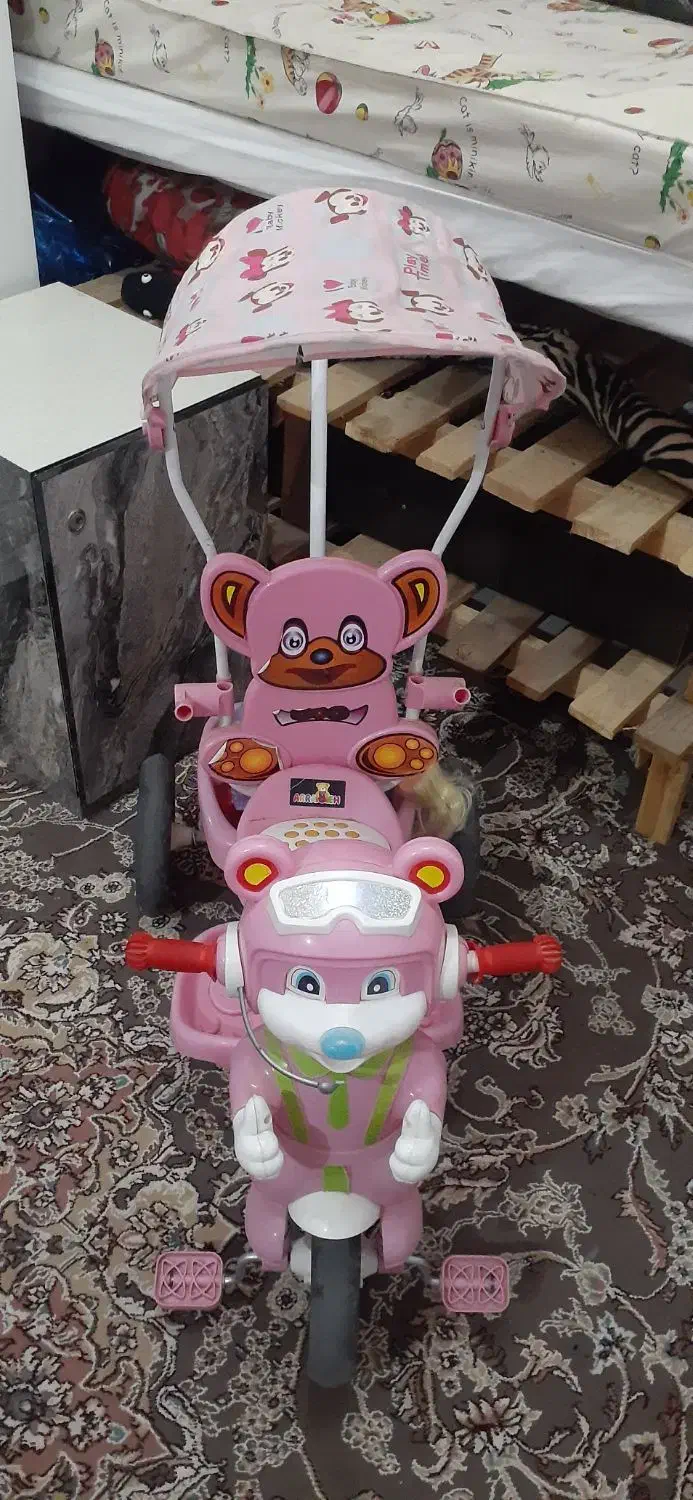 سه چرخ|اسباب‌بازی بچه|مشهد, فریزی|دیوار