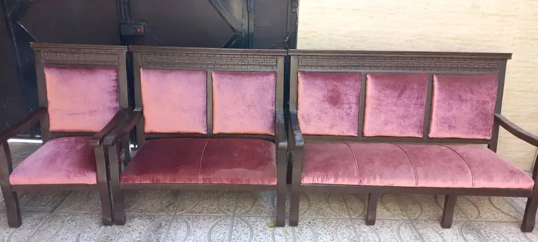 مبل ۷نفره در حد نو‌‌ و میز ناهار خوری ۸نفره|مبلمان خانگی و میز عسلی|تهران, مرادآباد|دیوار