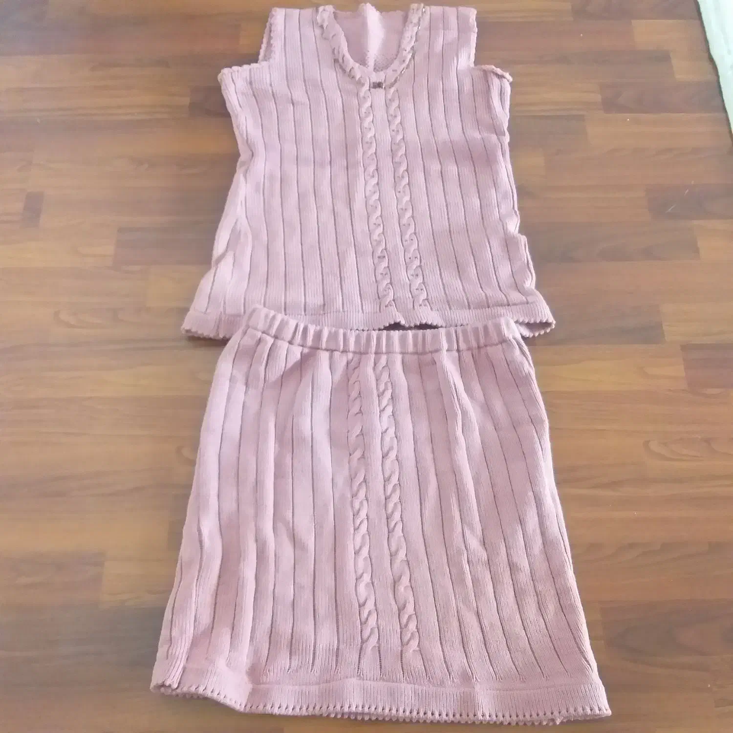 جلیقه دامن کاموایی|لباس|سبزوار, فیاض|دیوار