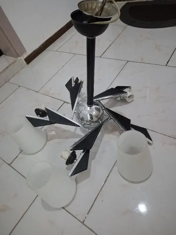 لوستر|لوستر و چراغ آویز|پردیس, فاز ۱۱|دیوار