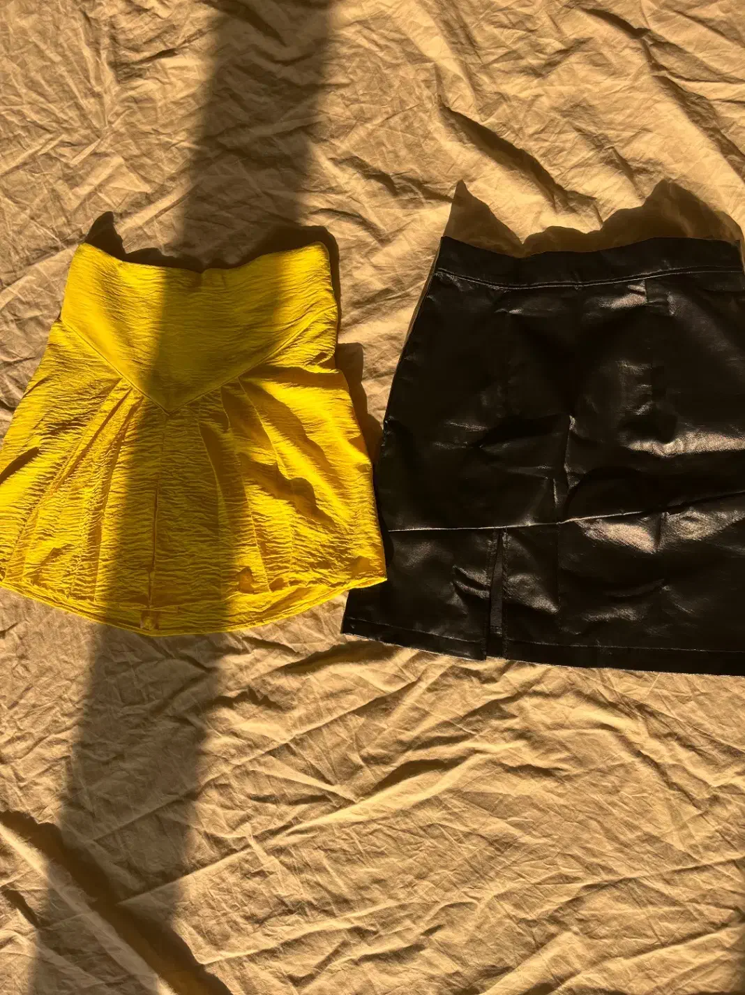 دامن کوتاه|لباس|گرگان, |دیوار