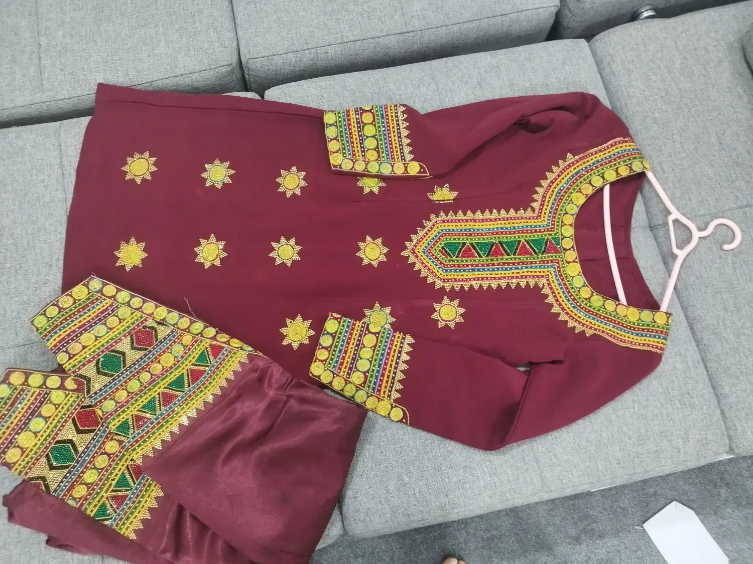 لباس سنتی گلابتون ونگین کاری|لباس|بندرعباس, |دیوار