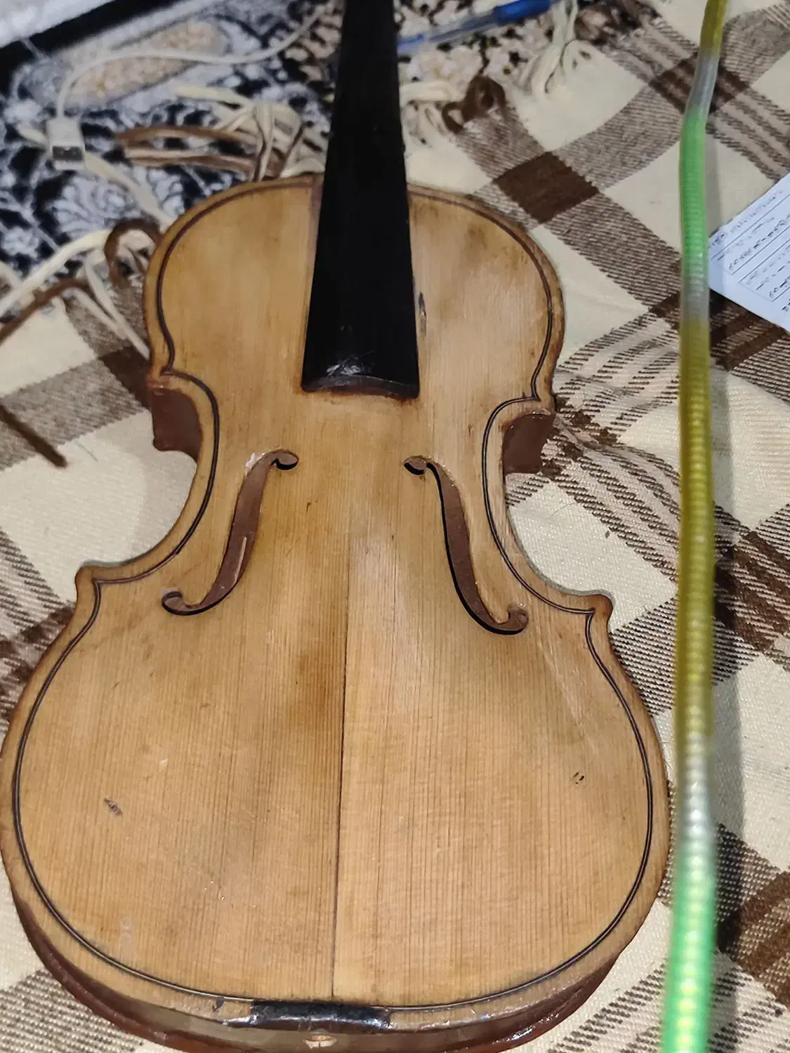 ویولن دوچهارم|ویولن|فردوسیه, |دیوار