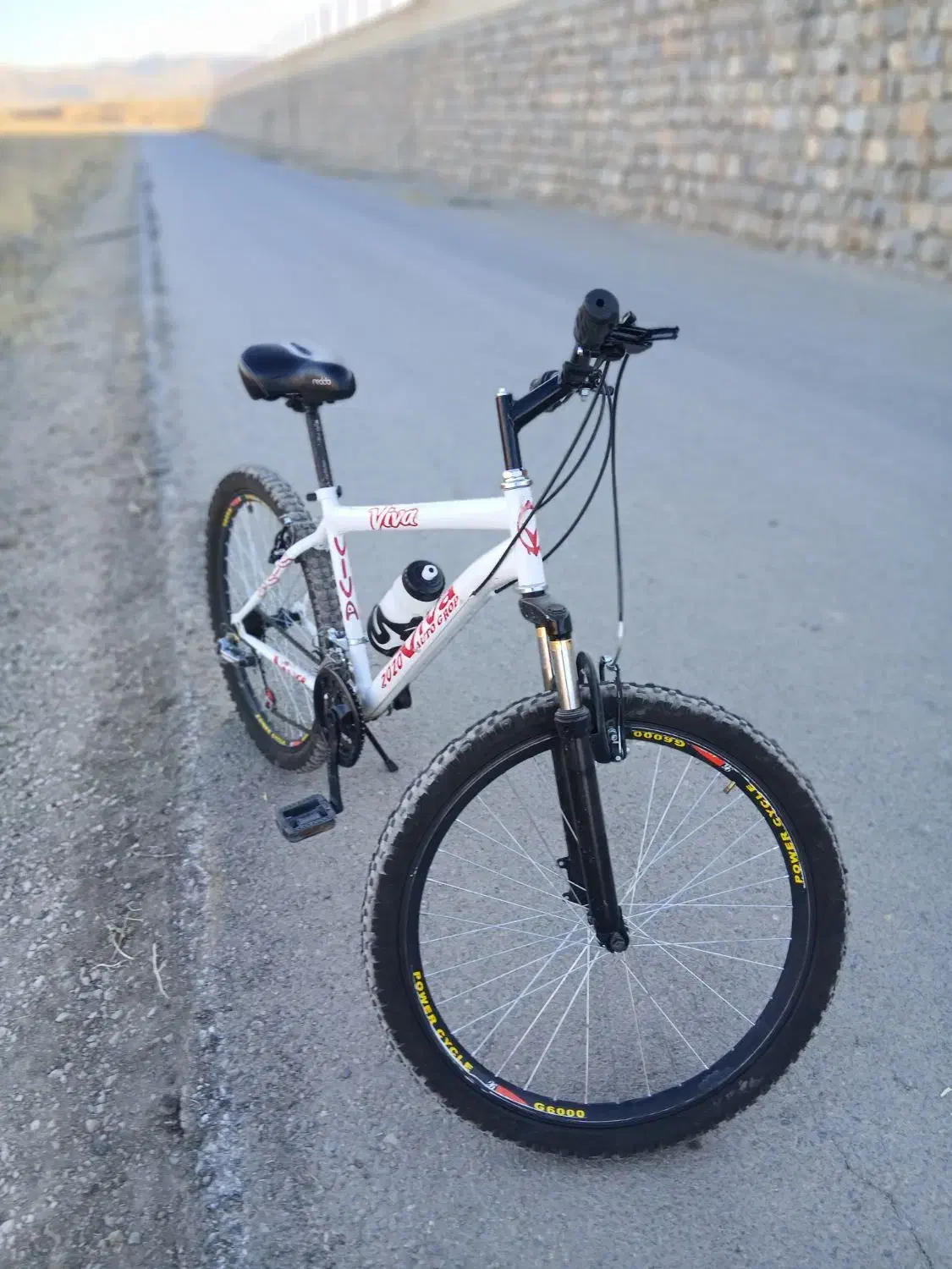 دوچرخه ۲۶ ویوا کم کار|دوچرخه، اسکیت، اسکوتر|شهرکرد, |دیوار