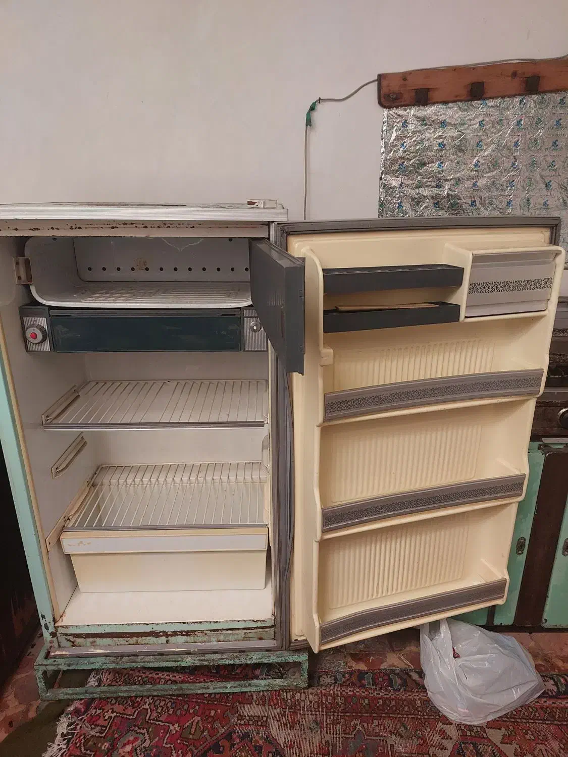 یخچال آزمایش قدیمی|یخچال و فریزر|تبریز, |دیوار